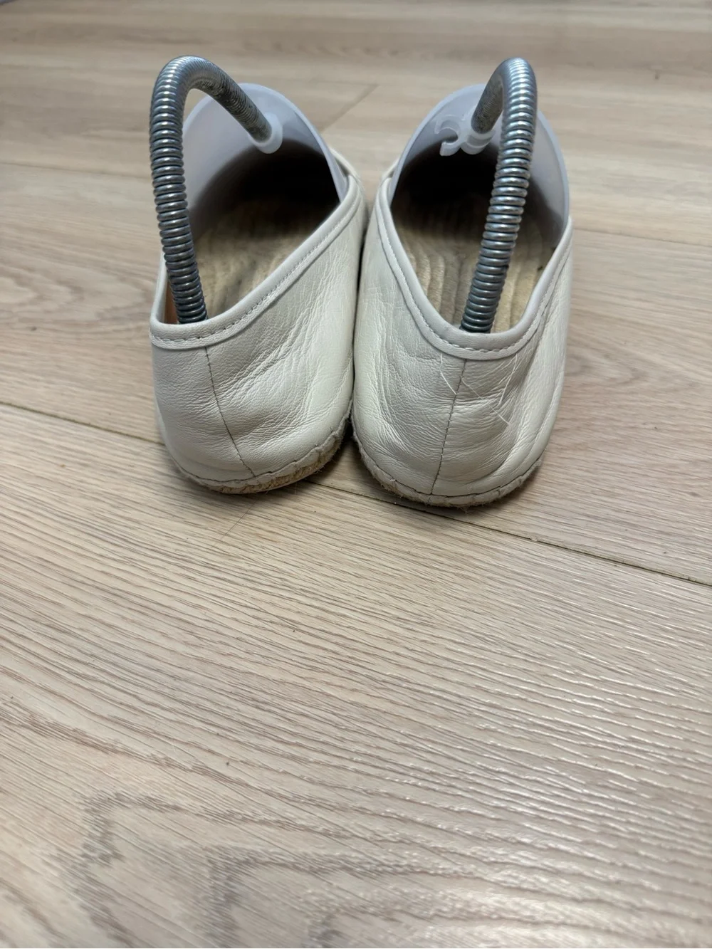 Coach Leather Off White Espadrilles Slip or Slide On Flats Size 7.5B